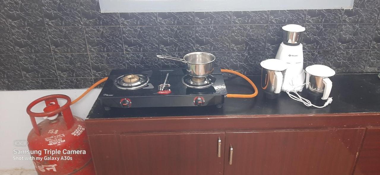 Madura Homestay - Gorgeous Home With 2Bhk 5 Minutes From Nh44 Madurai Exterior photo